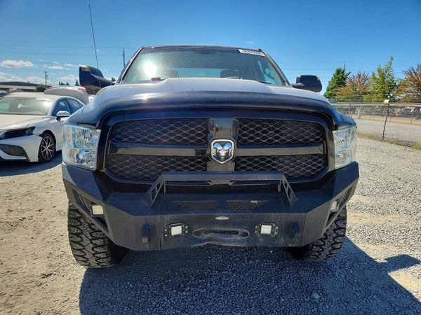 2013 RAM 1500 ST