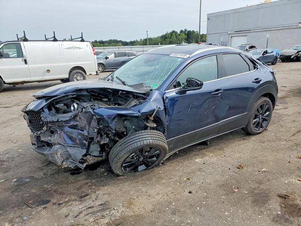 2021 MAZDA CX30 Premium Plus Package — Front 3/4