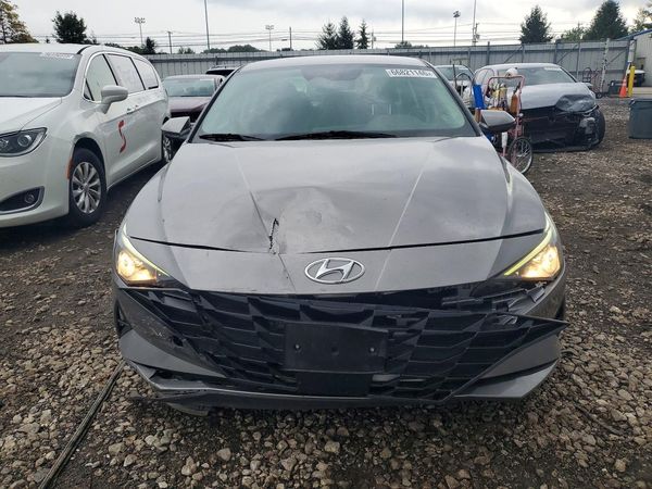 2021 HYUNDAI ELANTRA