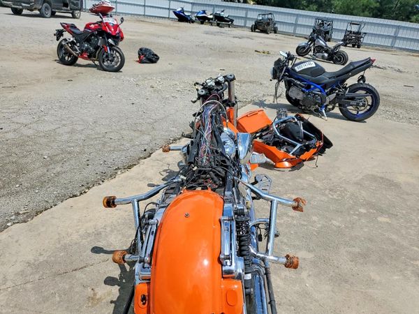 2018 HARLEY-DAVIDSON FL — ARTF