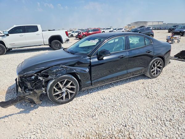 2020 VOLVO S60