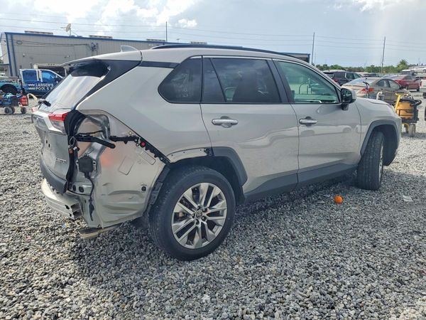 2023 TOYOTA RAV4 Limited