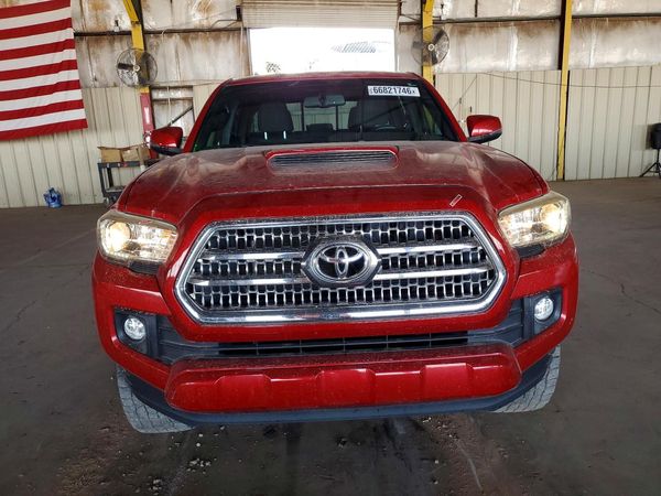 2017 TOYOTA TACOMA