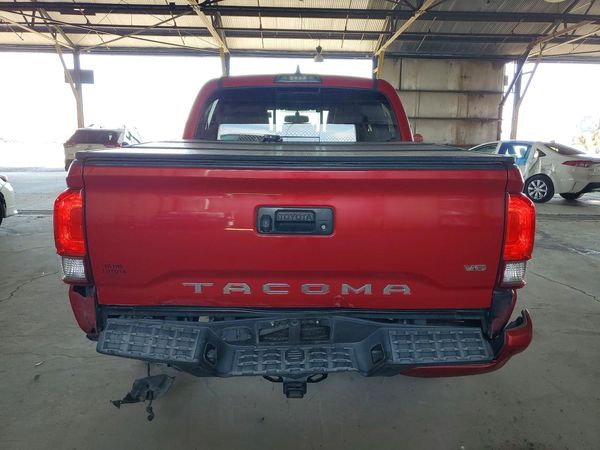 2017 TOYOTA TACOMA