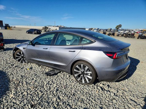 2026 TESLA MODEL 3