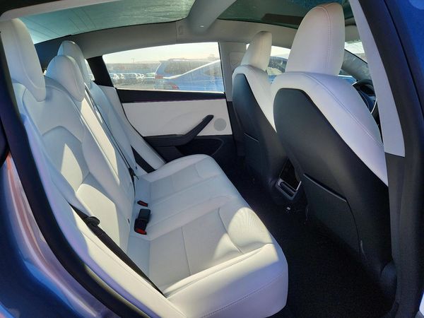 2026 TESLA MODEL 3