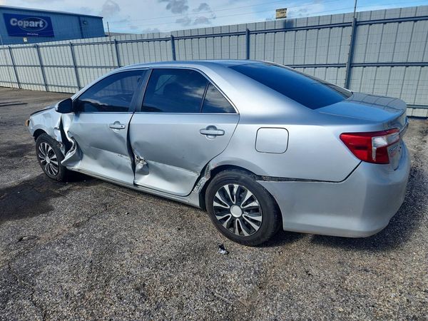 2012 TOYOTA CAMRY