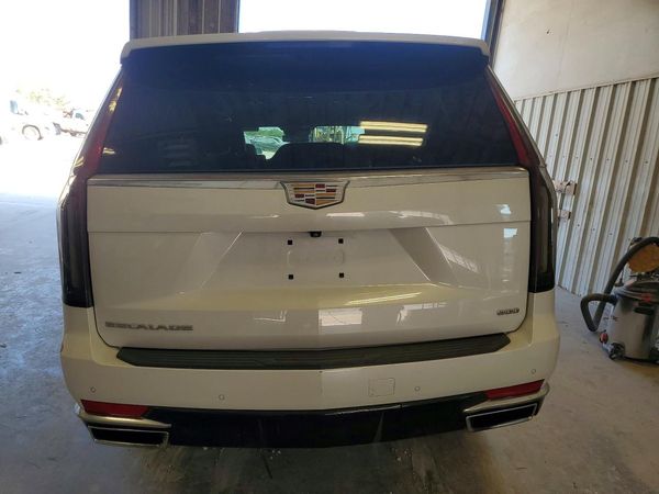 2023 CADILLAC ESCALADE