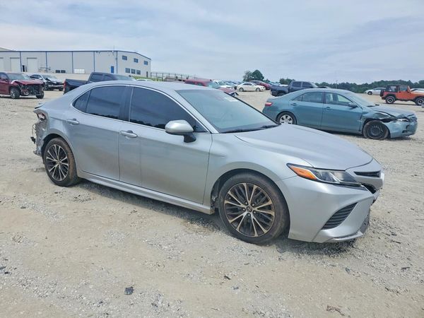 2020 TOYOTA CAMRY