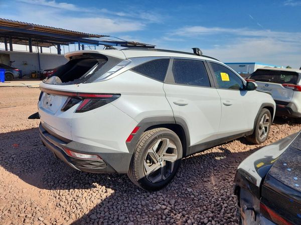2022 HYUNDAI TUCSON