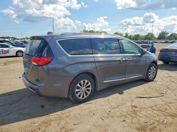 2018 CHRYSLER PACIFICA