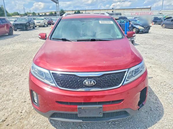 2014 KIA SORENTO Base/ LX