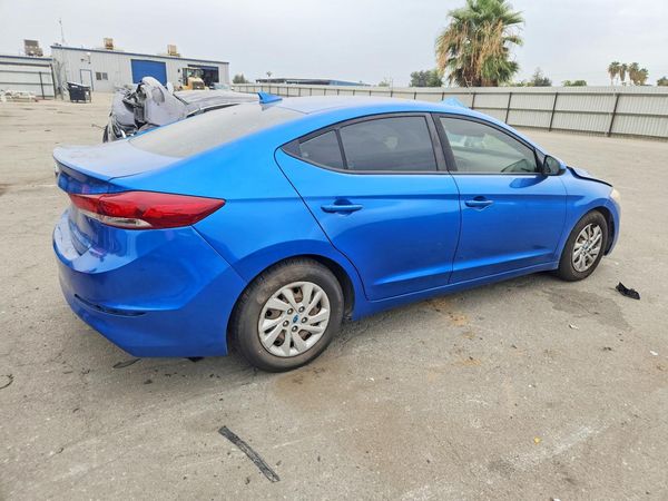 2017 HYUNDAI ELANTRA SE Base
