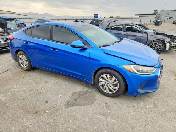 2017 HYUNDAI ELANTRA SE Base