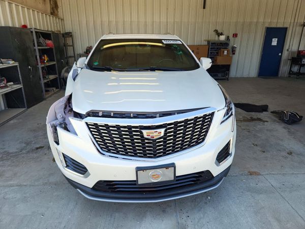 2021 CADILLAC XT5