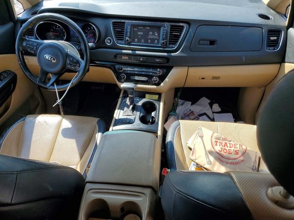 2017 KIA SEDONA