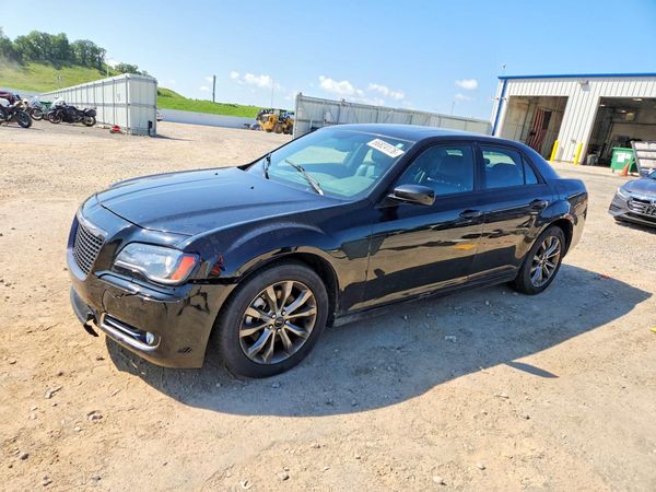 2014 CHRYSLER 300 300S — Front 3/4