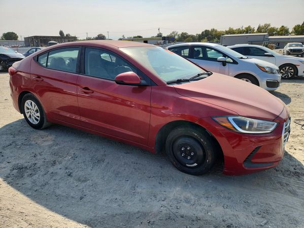 2017 HYUNDAI ELANTRA SE Base
