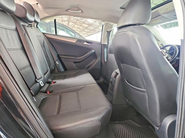 2017 VOLKSWAGEN JETTA