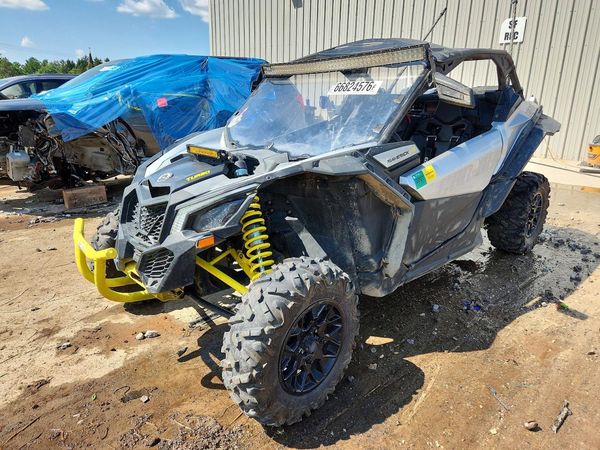2018 CAN-AM MAVERICK X3 STD 64