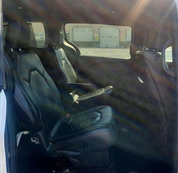 2019 CHRYSLER PACIFICA