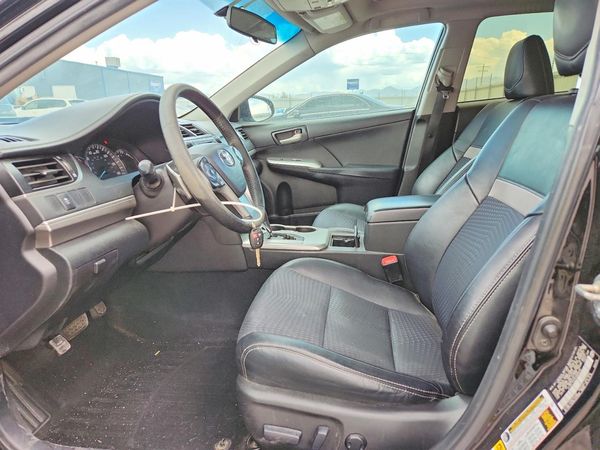 2014 TOYOTA CAMRY