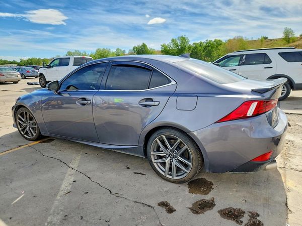 2016 LEXUS IS 200t