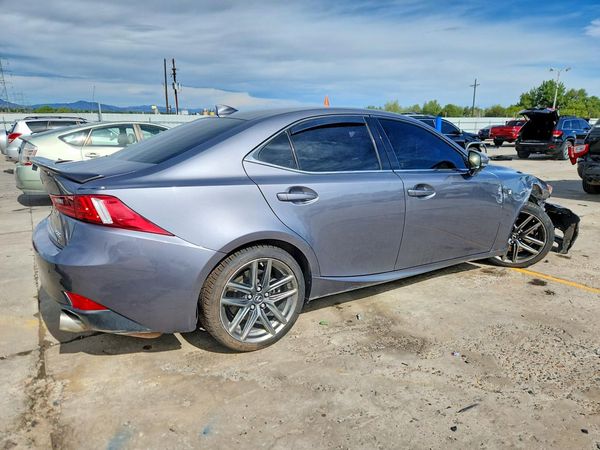2016 LEXUS IS 200t