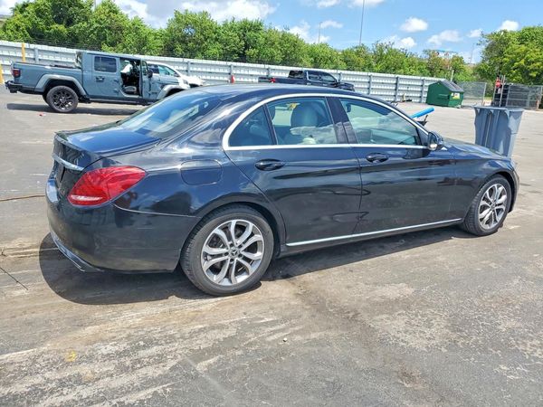 2018 MERCEDES-BENZ C C300