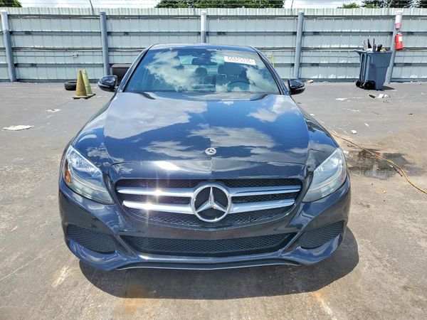 2018 MERCEDES-BENZ C C300