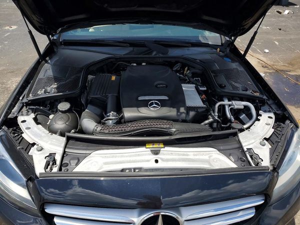 2018 MERCEDES-BENZ C C300