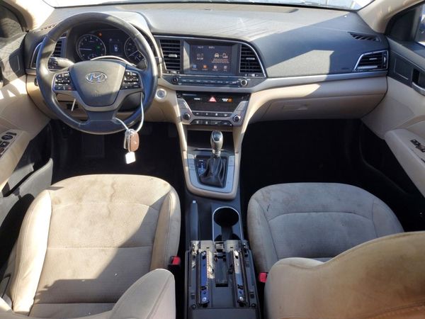 2017 HYUNDAI ELANTRA