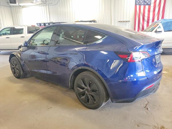 2025 TESLA MODEL Y