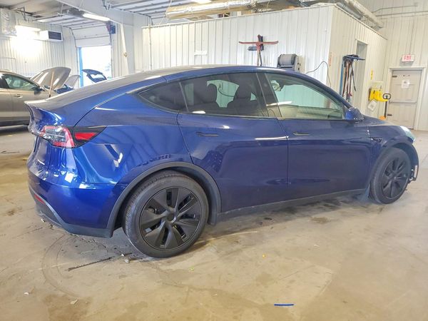 2025 TESLA MODEL Y