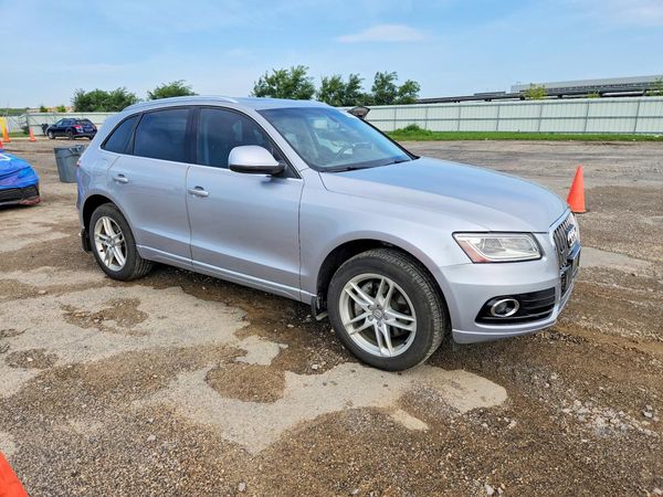2015 AUDI Q5