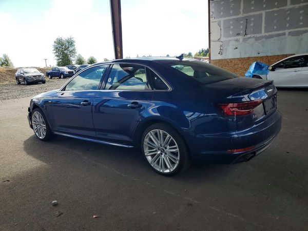 2018 AUDI A4