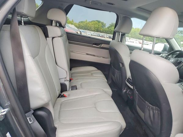 2021 HYUNDAI PALISADE SEL w/ Premium Pkg