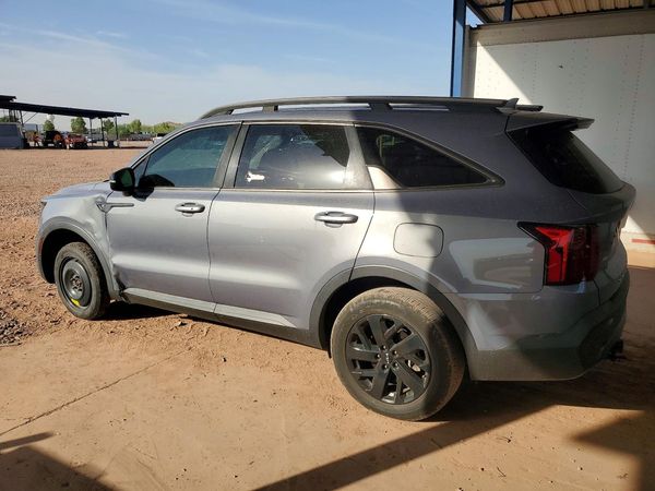 2022 KIA SORENTO