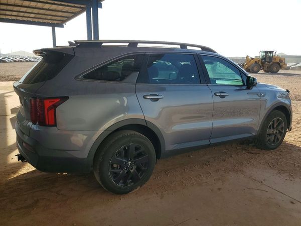 2022 KIA SORENTO