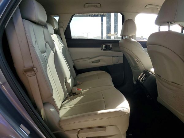 2022 KIA SORENTO