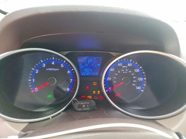 2014 HYUNDAI TUCSON GLS (Middle Level) — ODOM