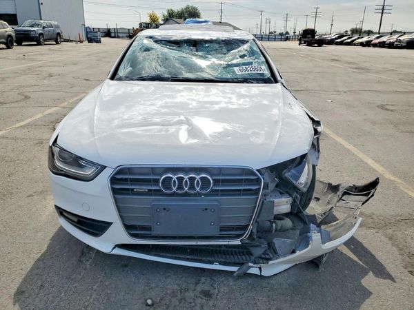 2013 AUDI A4 quattro Premium