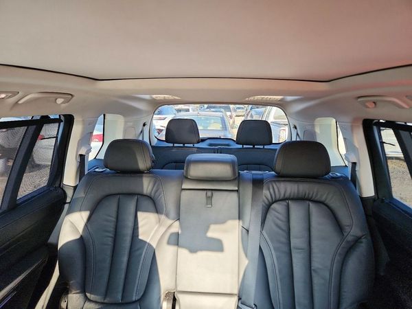2021 BMW X7