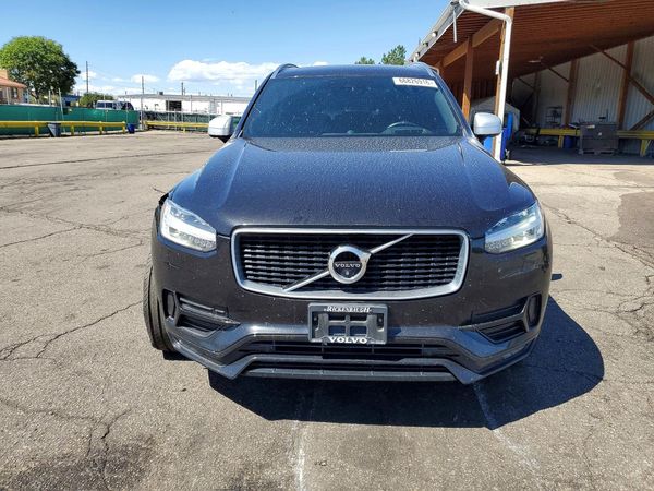 2019 VOLVO XC90 R-Design