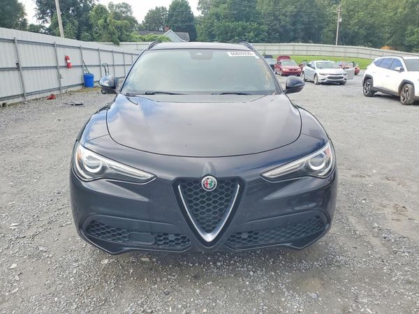 2018 ALFA ROMEO STELVIO TI AWD