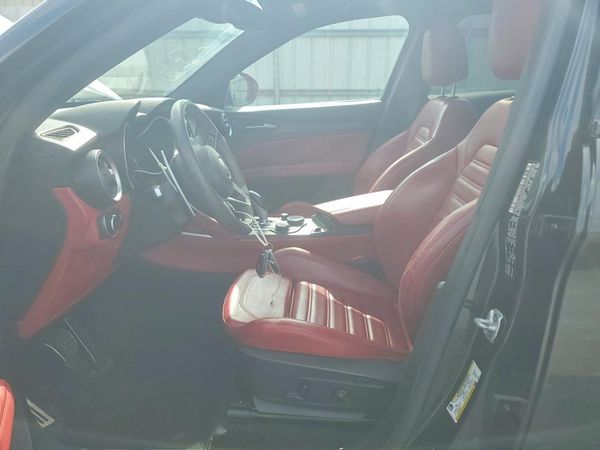 2018 ALFA ROMEO STELVIO TI AWD