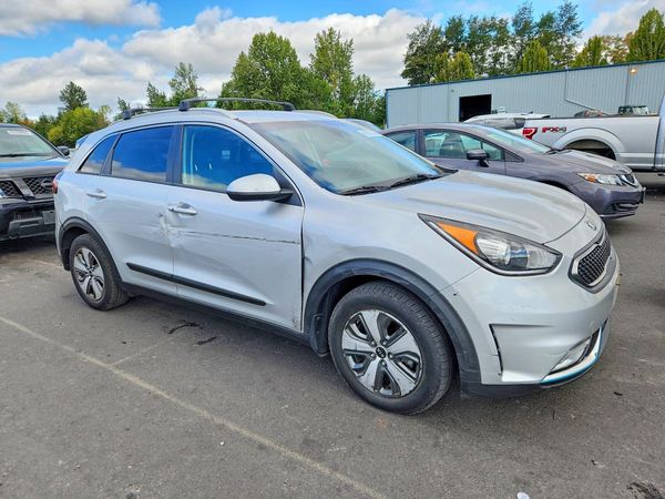 2018 KIA NIRO LX (PHEV)