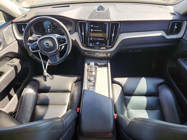 2018 VOLVO XC60 Inscription