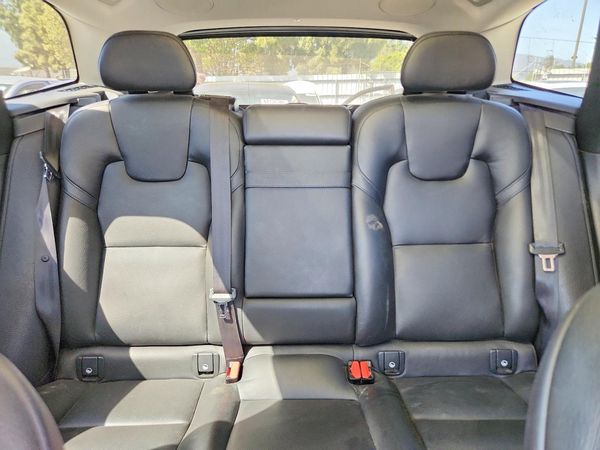 2018 VOLVO XC60 Inscription