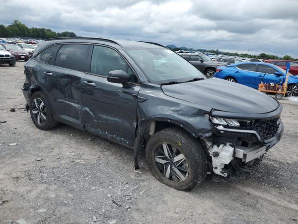 2022 KIA SORENTO S